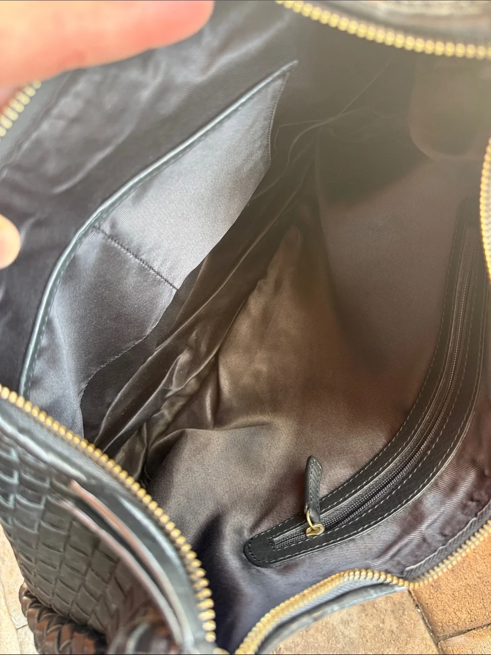 Woven Leather Shoulder Hobo Bag - black